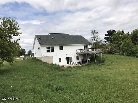 2nd image of 2825 W Carson City Rd