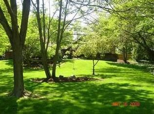 4989 Walther Cir, Dayton, OH 45429