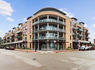215 E Pleasant Ave UNIT 309, Oconomowoc, WI 53066