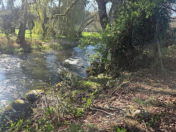 5th image of 23022 Yeager Road
