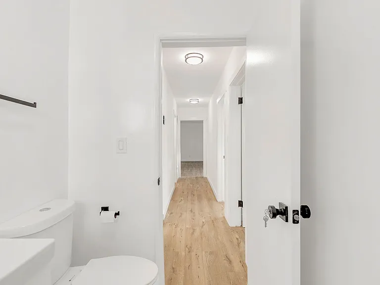 3934 Gibraltar Ave #8 — Photo 15