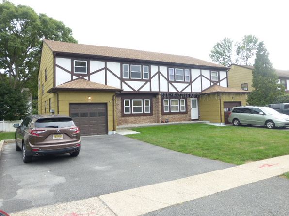 29 Oxford Rd, Wharton, NJ 07885
