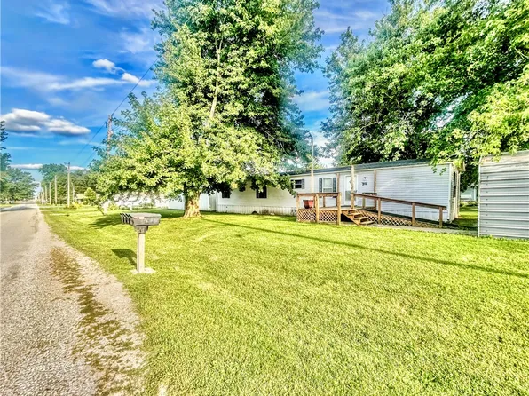 308 W North Second St, Strasburg, IL 62465