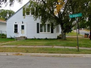 200 Douglas St E, South Saint Paul, MN 55075
