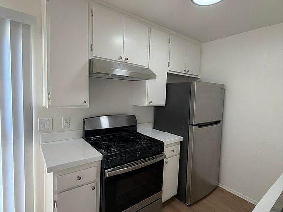2nd image of 147 Sespe Ave APT C