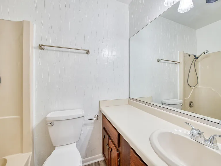 49 Riverside Villa Dr — Photo 27
