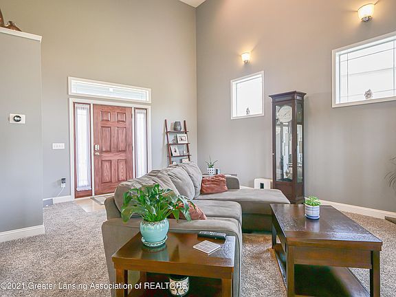 5th image of 15135 Loxley Ln
