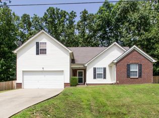 1106 Hickory Pointe, Dickson, TN 37055