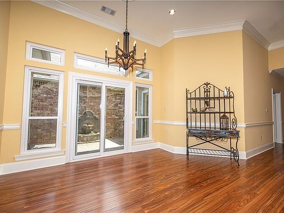 5th image of 1443 Royal Palm Dr