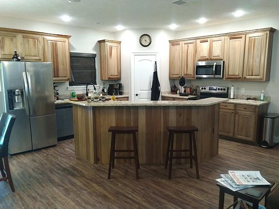 4th image of 205 Barbara Dr #1