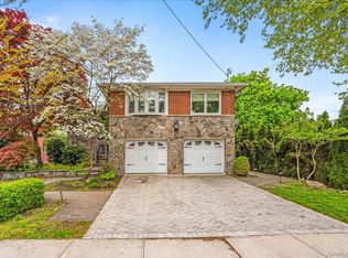 13839 11th Avenue, Malba, NY 11357