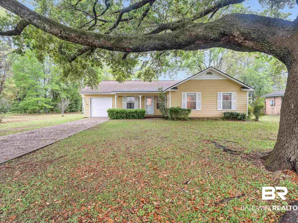 526 W Carolyn Ave, Foley, AL 36535