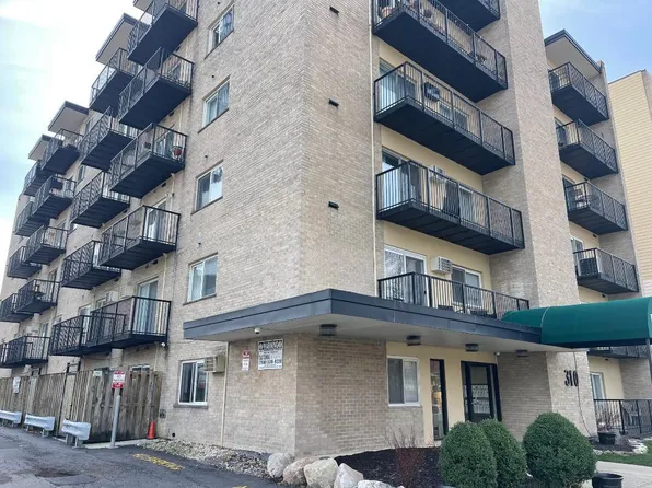 310 Lathrop Ave APT 208, Forest Park, IL 60130