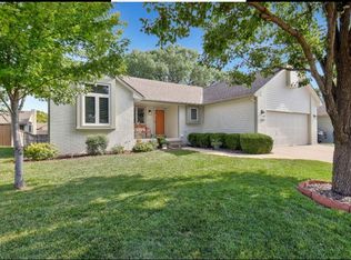 2361 N Parkridge Ct, Wichita, KS 67205