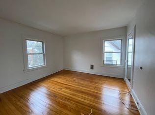 214 E 239th St FLOOR 2, Bronx, NY 10470