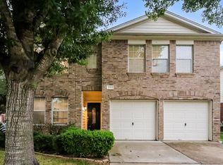 17411 Hoover Gardens Dr, Houston, TX 77095