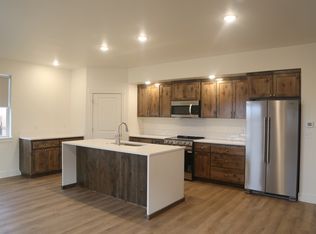 607 Mira Way #B, Belgrade, MT 59714