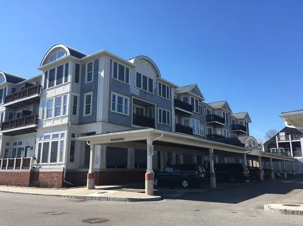 1 Mill Wharf Plz APT S33, Scituate, MA 02066