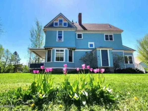 21 3rd St E, Ada, MN 56510