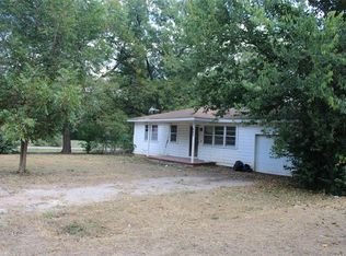 605 E Jennings St, Wynnewood, OK 73098