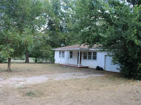 605 E Jennings St, Wynnewood, OK 73098