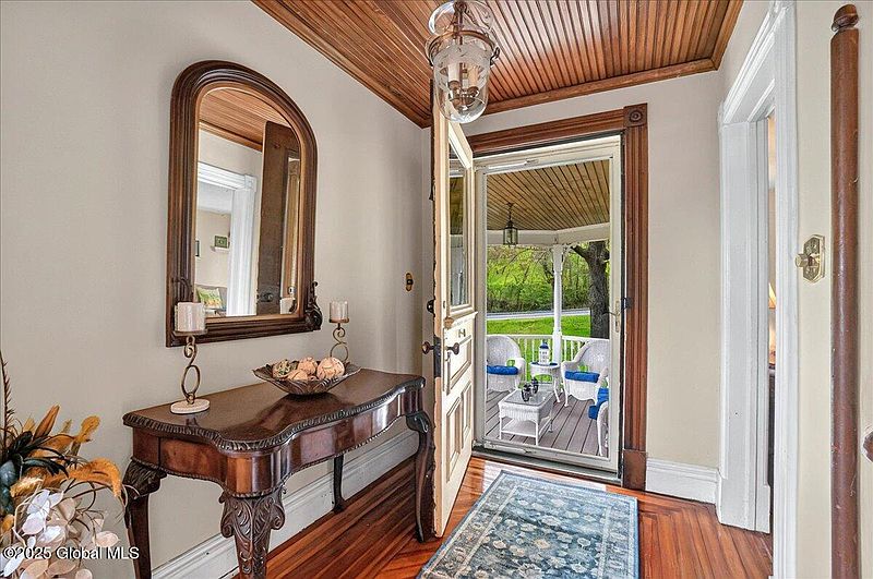3rd image of 48 Church Hill Road