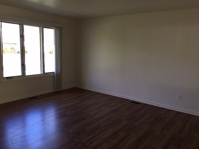 2nd image of 2819 30th St