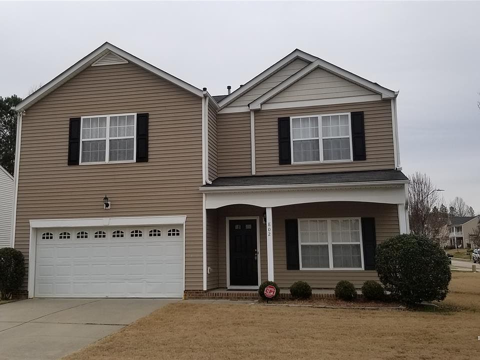 2nd image of 802 Laurens Way