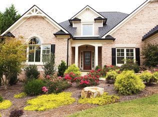2756 Clearwater Springs Dr, Buford, GA 30519