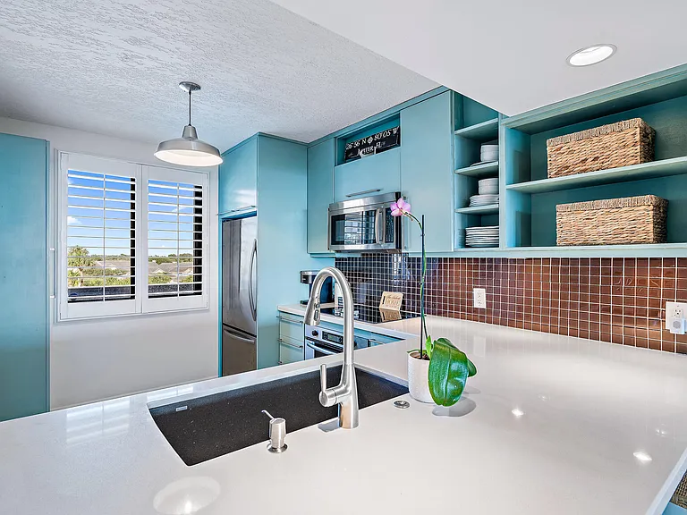 101 S Seas Dr #406 — Photo 9