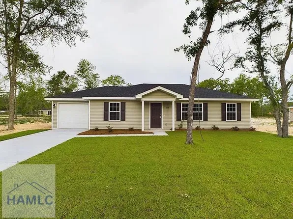 62 Meadowood Dr, Jesup, GA 31545