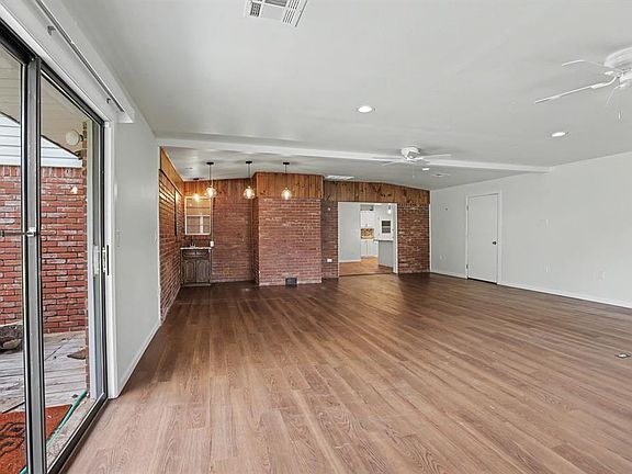 4th image of 721 Brightside Dr