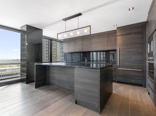 2 Westmount Sq #1201, Montreal, QC H3Z1P2