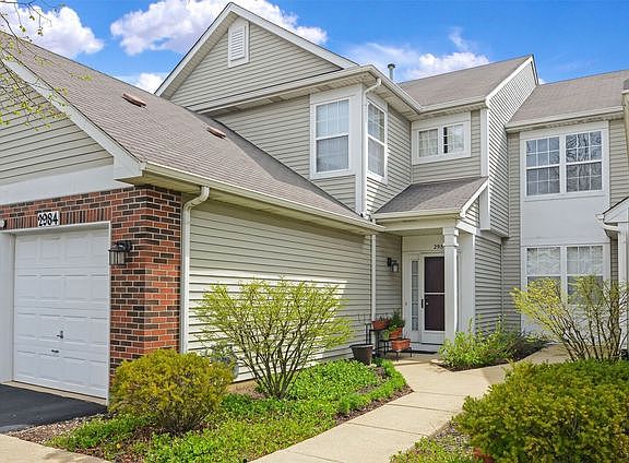 2nd image of 2984 Kentshire Cir