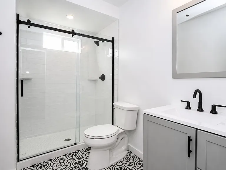 156 Jefferson Ave #1 — Photo 11