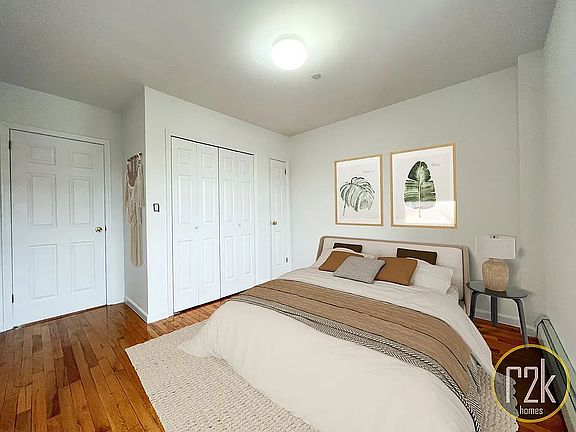 4th image of 2804 31st St APT 3A