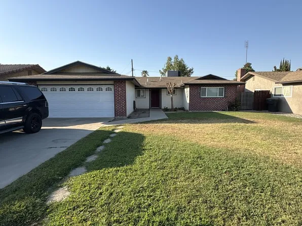 3721 W Howard Ave, Visalia, CA 93277
