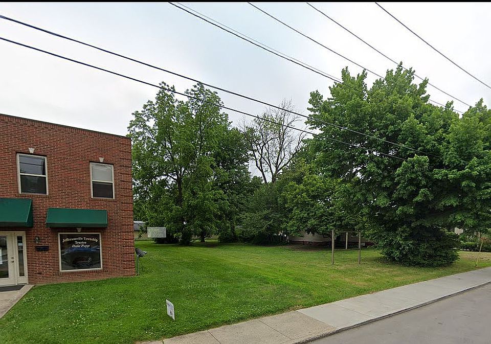 2nd image of 630 E Court Ave