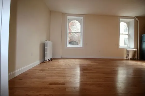 Rented by Rudd Group LTD | media 17