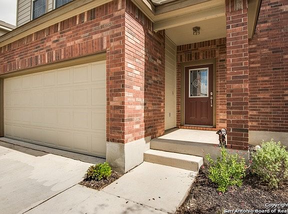 2nd image of 10339 Rosewood Crk