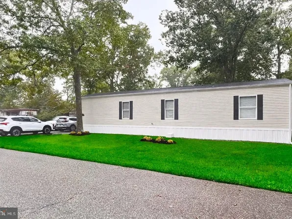 115 Cedar Ln, Barnegat, NJ 08005