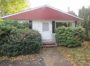 46 Camden Rd, Narragansett, RI 02882