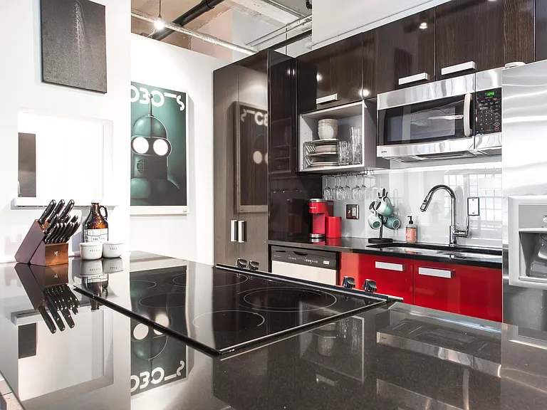 650 Glen Iris Dr NE #1 — Photo 4