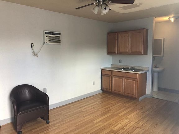 5th image of 530 E Oakey Blvd APT 103