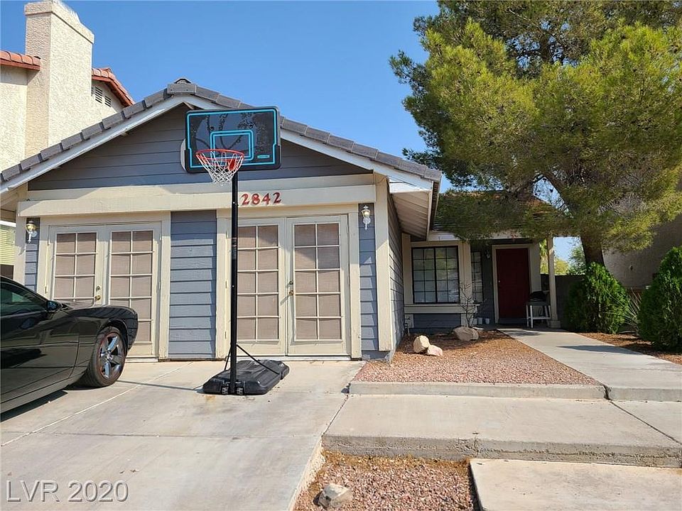 1st image of 2842 Belleza Ln