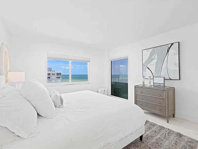 3443 Gulf Shore Blvd N #803 — Photo 12