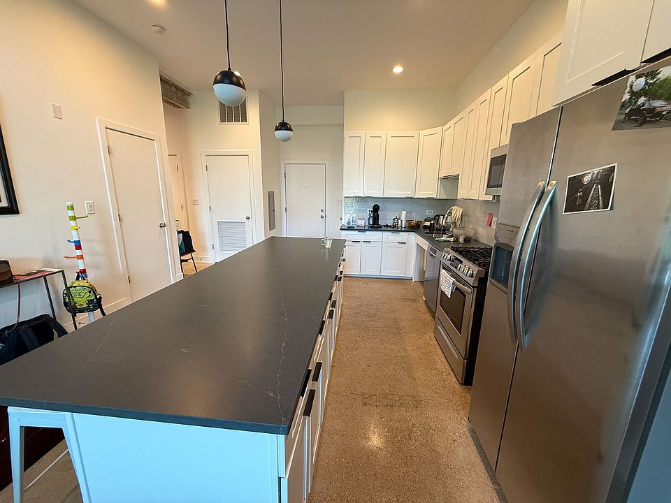 1st image of 4601 N Paulina St #5771045