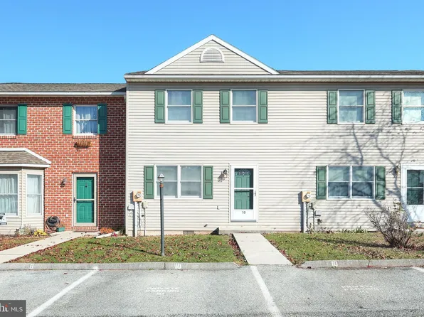 10 Colonial Dr, Gettysburg, PA 17325