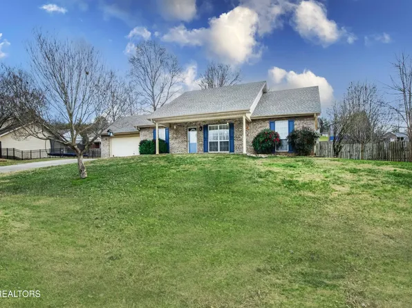 4426 Smedely D Butler Dr, Maryville, TN 37803