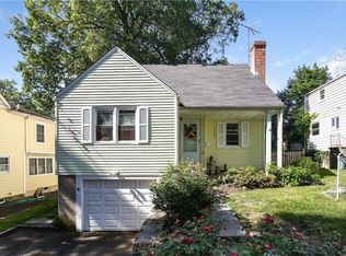 82 Sprague Rd, Scarsdale, NY 10583